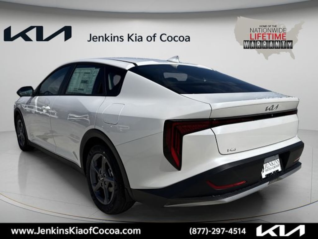 New 2026 Kia K4 LXS Sedan