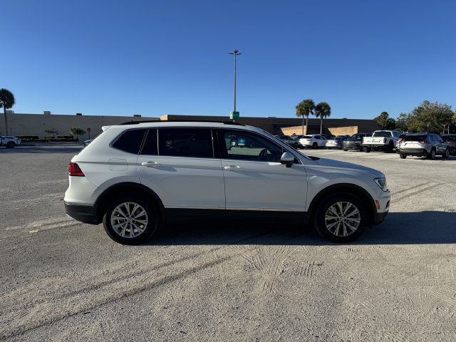 Used 2018 Volkswagen Tiguan 2.0T SE 4MOTION SUV