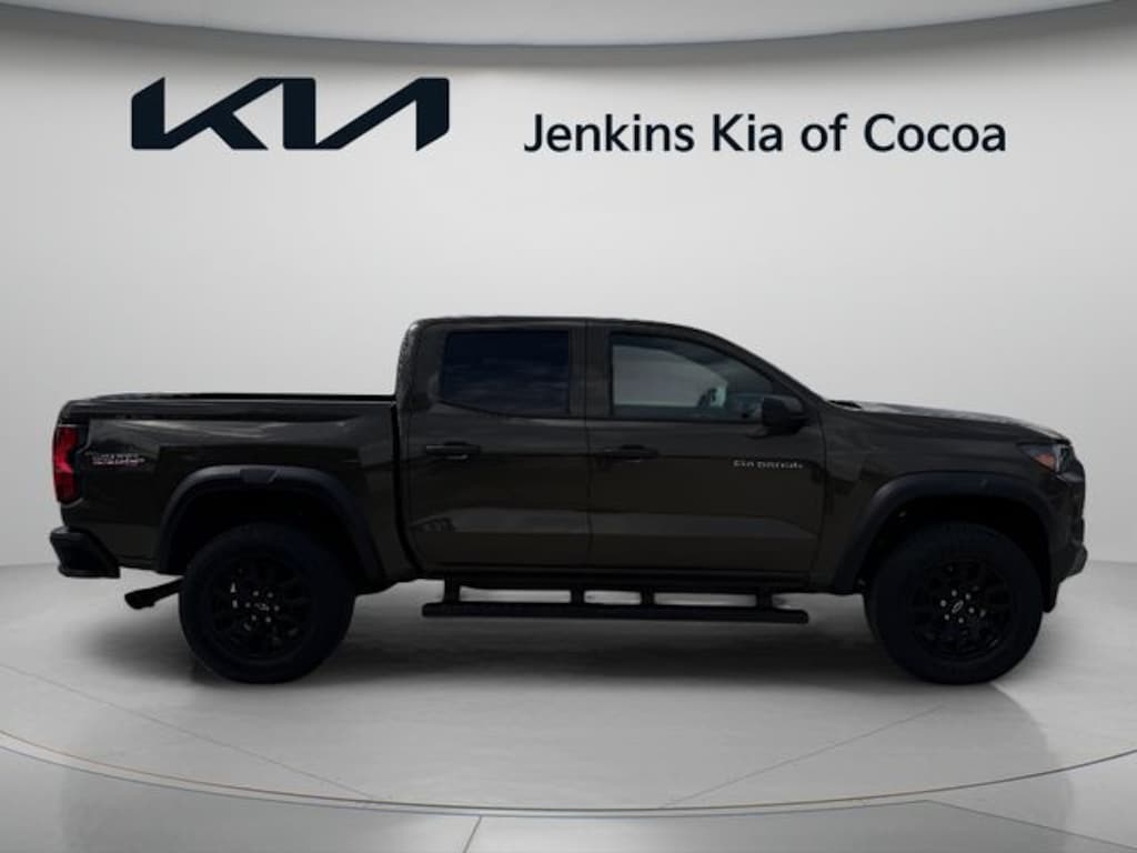 Used 2024 Chevrolet Colorado Trail Boss Truck Crew Cab