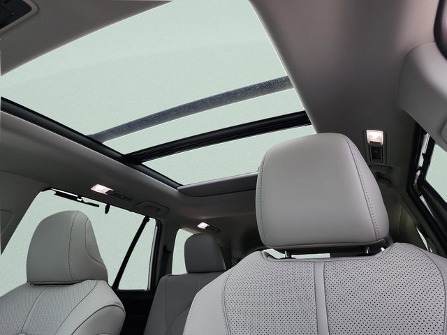 2025 Toyota Grand Highlander Limited - Photo 29