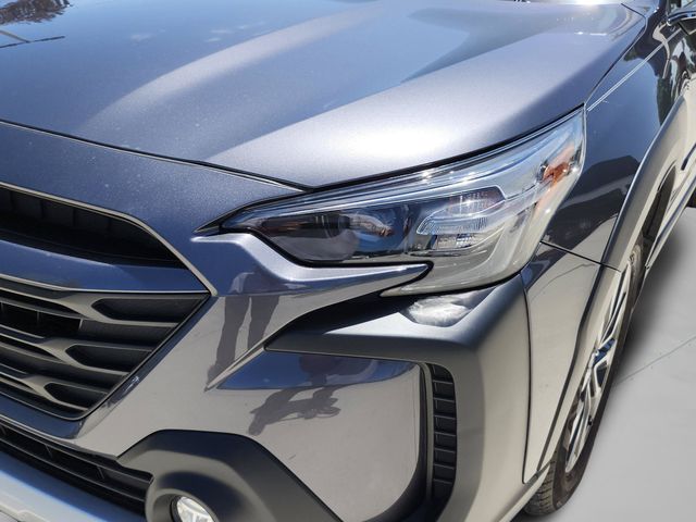 2025 Subaru Outback Limited - Photo 13