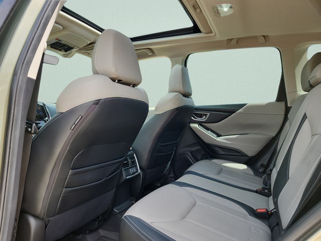 2021 Subaru Forester Limited - Photo 16
