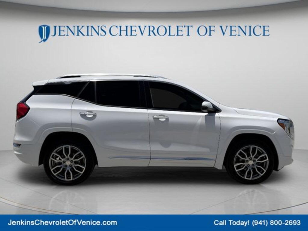 Used 2023 GMC Terrain Denali SUV