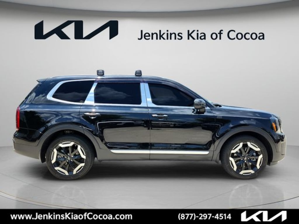 Used 2025 Kia Telluride S SUV