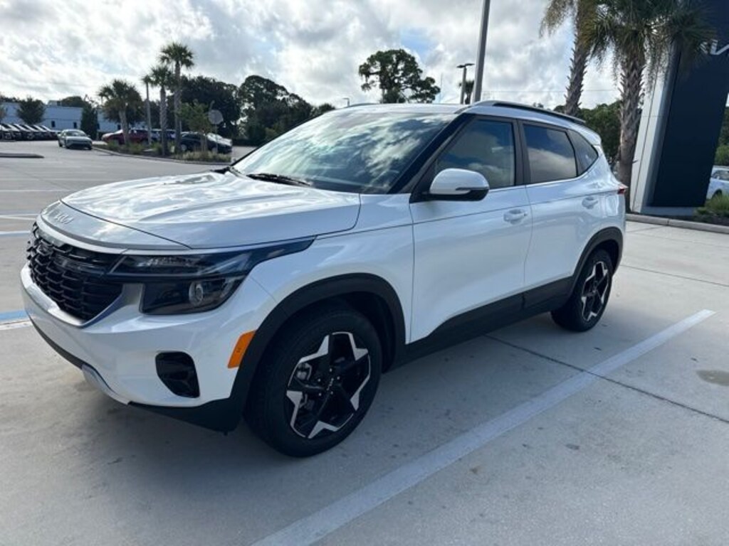Certified 2025 Kia Seltos EX SUV