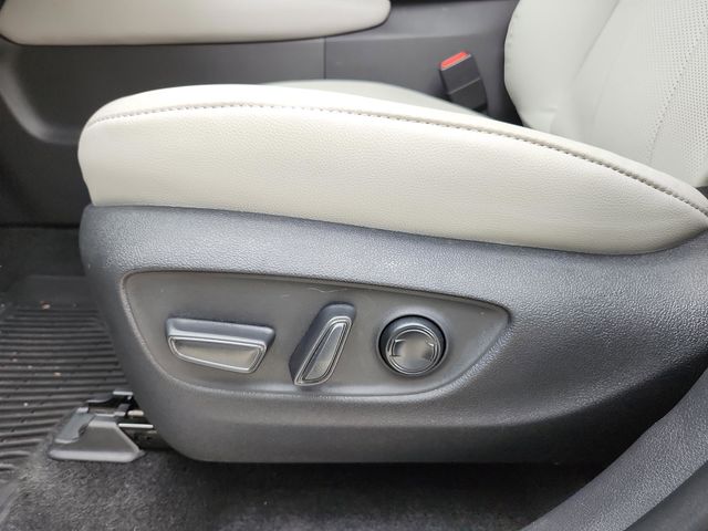 2025 Toyota Grand Highlander Limited - Photo 26