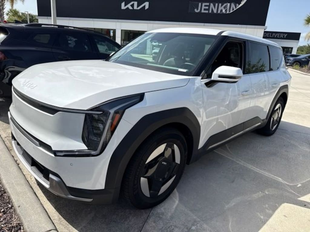 Certified 2024 Kia EV9 Light Long Range SUV