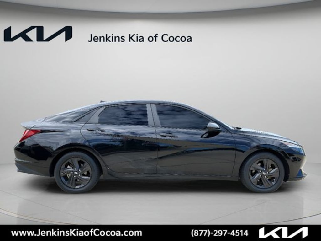 Used 2021 Hyundai Elantra SEL Sedan