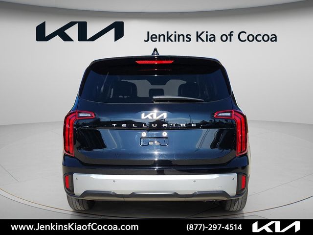 2024 Kia Telluride LX - Photo 6