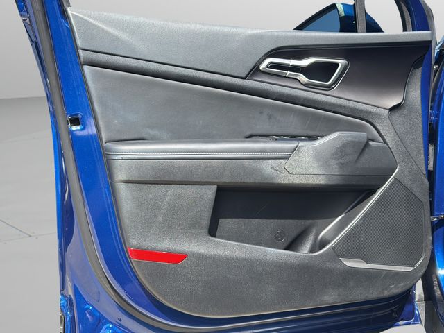 2025 Kia Sportage EX - Photo 31