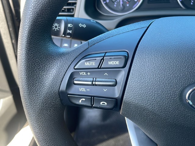 2020 Hyundai Elantra SE - Photo 20