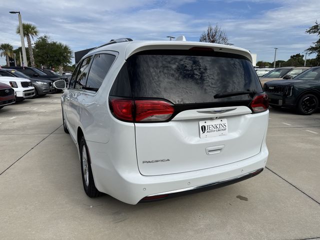 2020 Chrysler Pacifica Touring L - Photo 8