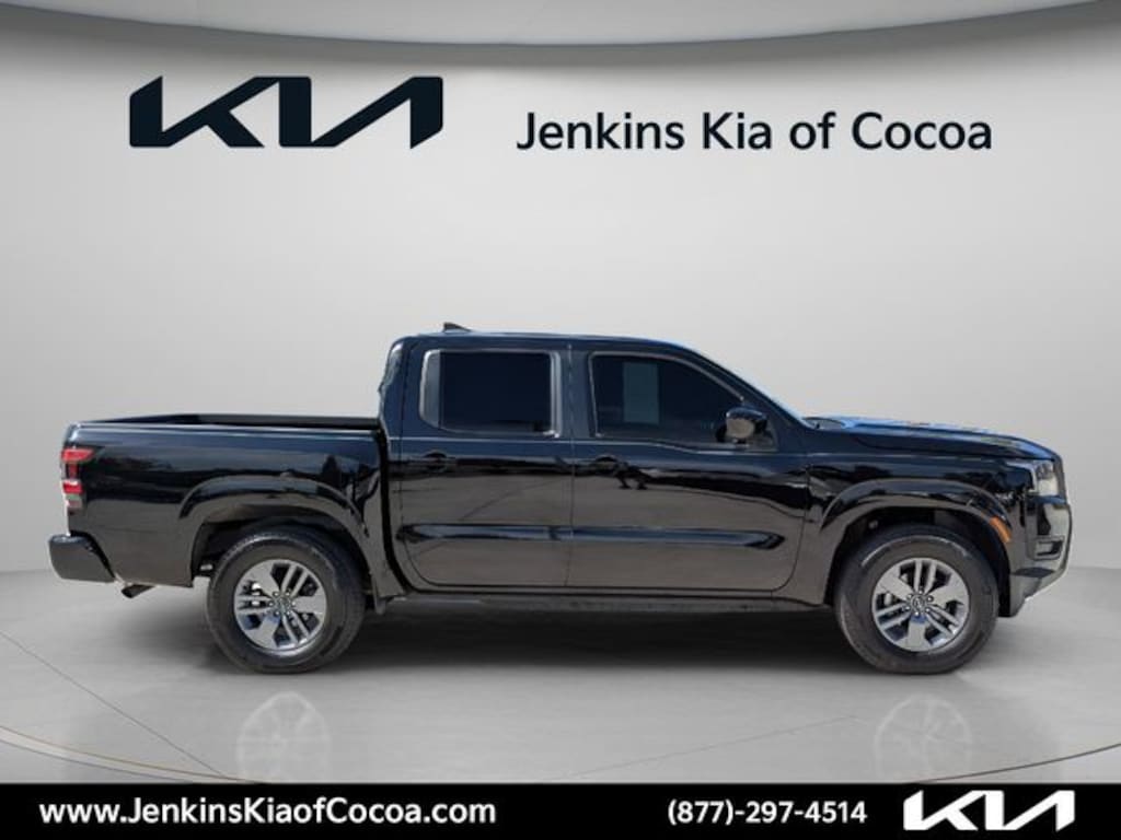 Used 2025 Nissan Frontier SV Truck Crew Cab