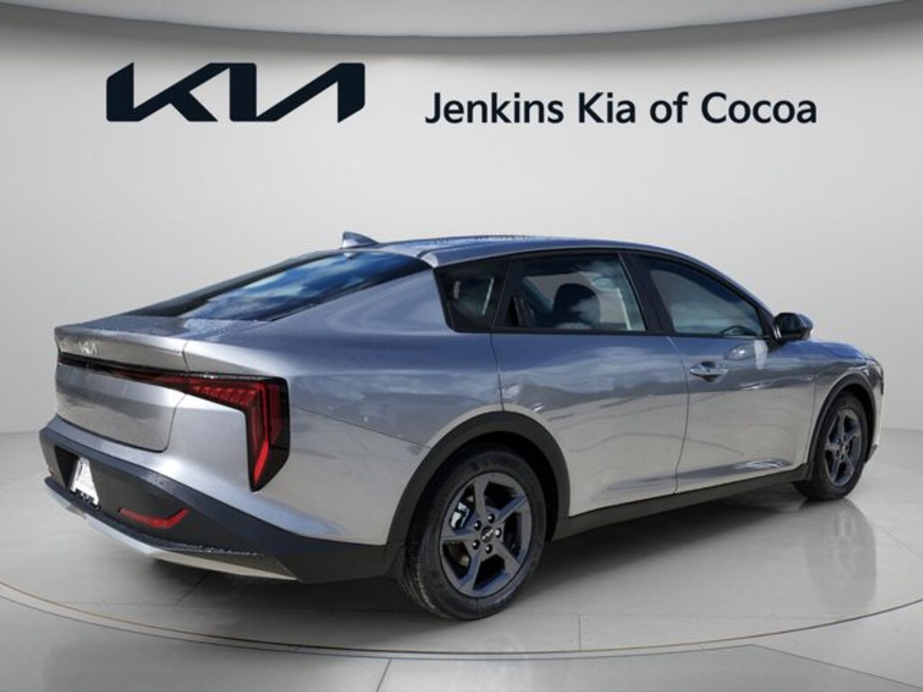 New 2026 Kia K4 LXS Sedan