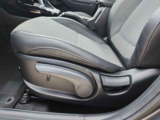2023 Kia Seltos S - Photo 25