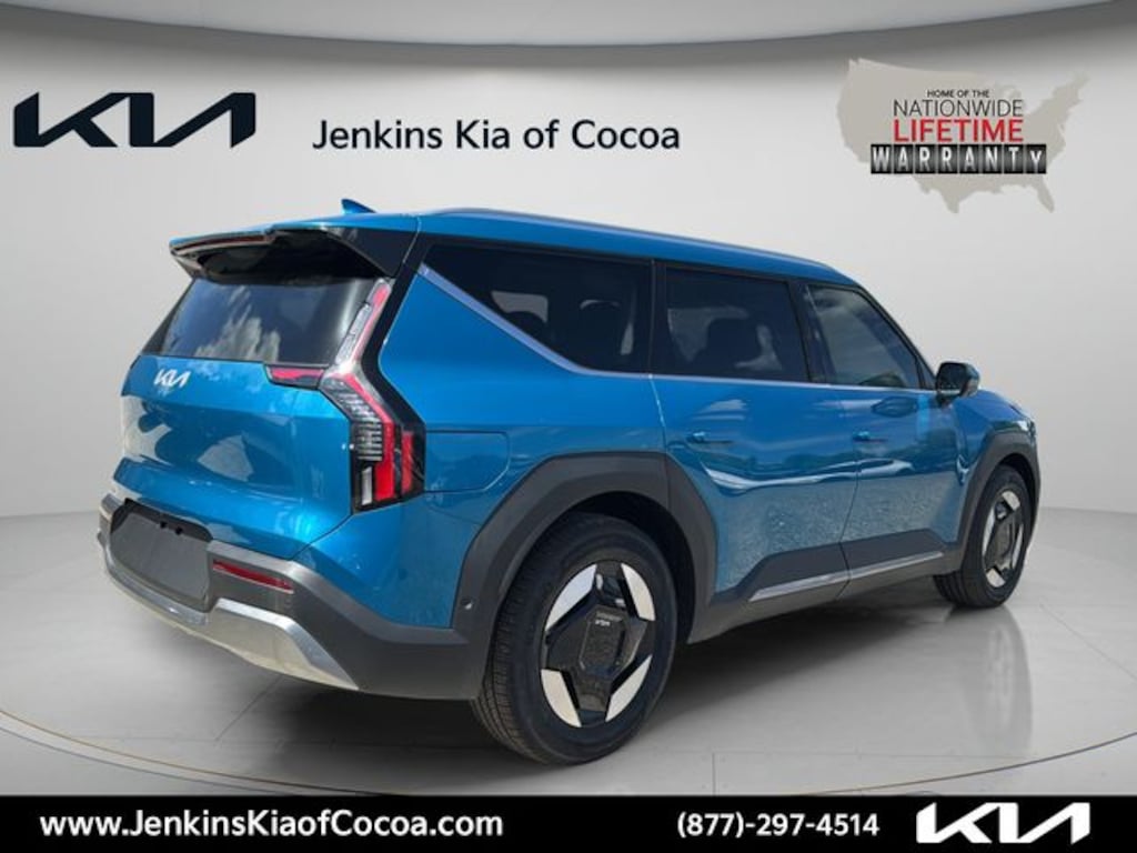 New 2026 Kia EV9 Wind SUV