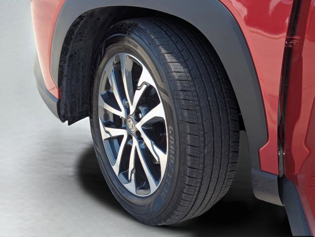2023 Toyota Corolla Cross XLE - Photo 40