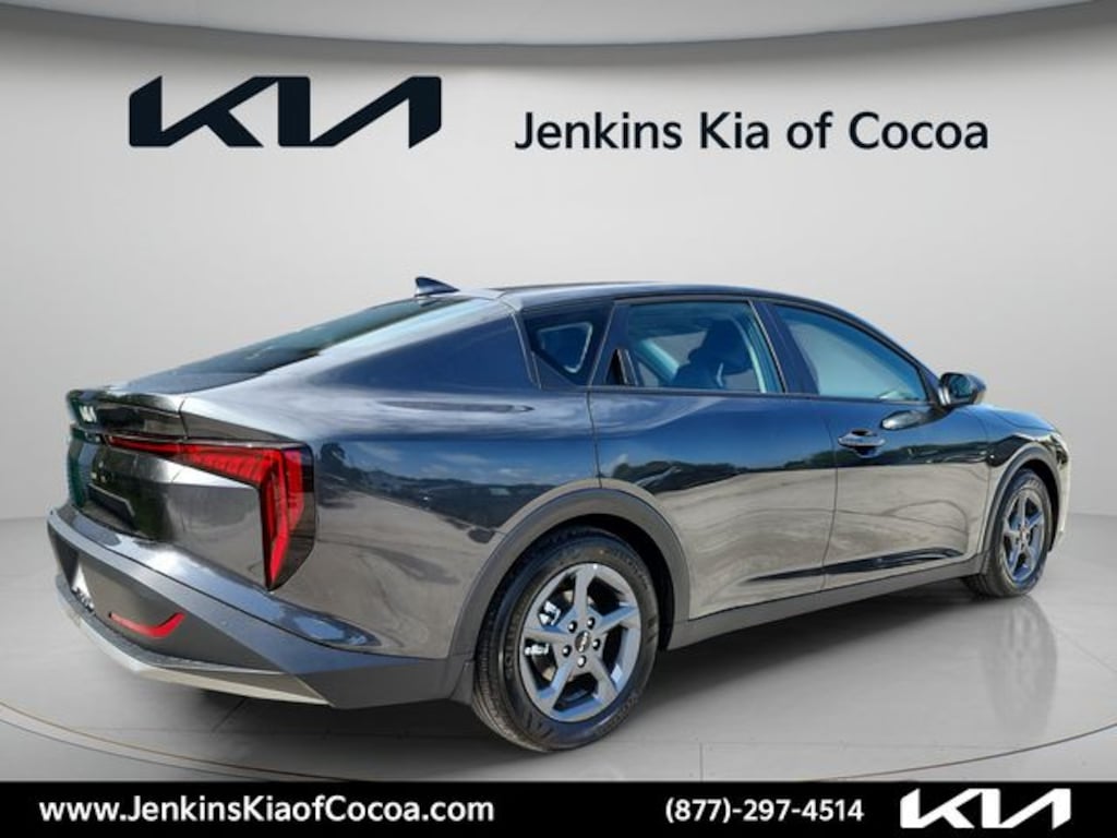 New 2026 Kia K4 LXS Sedan
