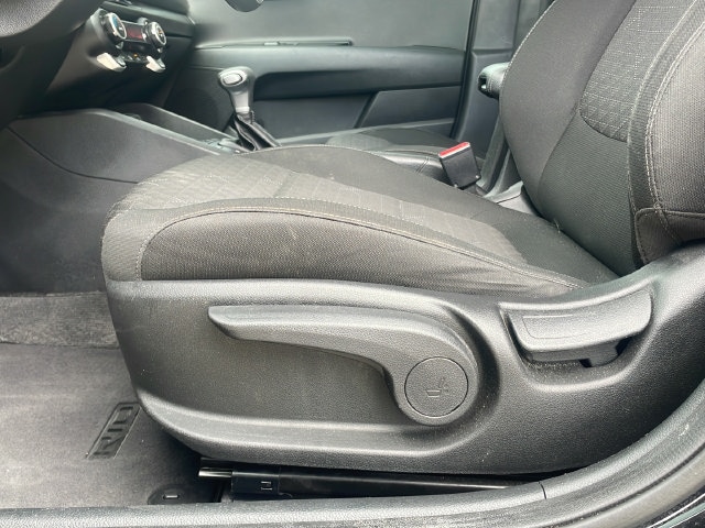 2021 Kia Rio S - Photo 25