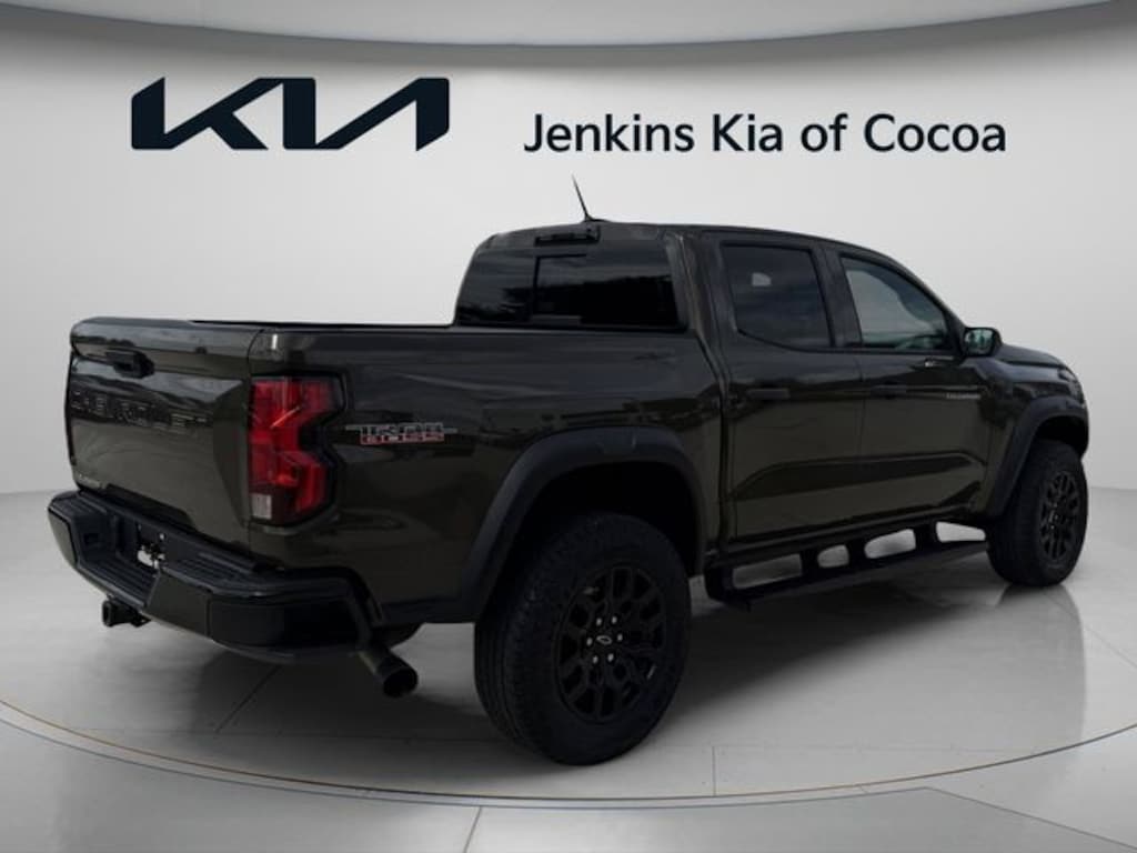 Used 2024 Chevrolet Colorado Trail Boss Truck Crew Cab