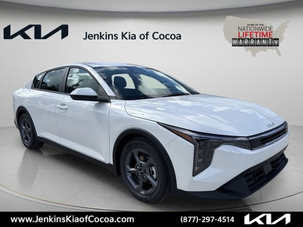 New 2026 Kia K4 LXS Sedan