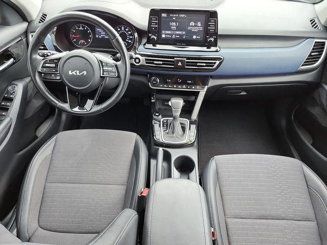 2023 Kia Seltos S - Photo 14
