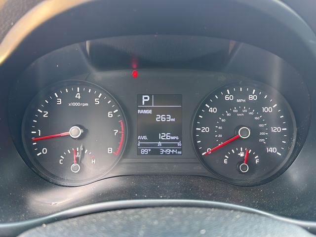 2023 Kia Rio S - Photo 17