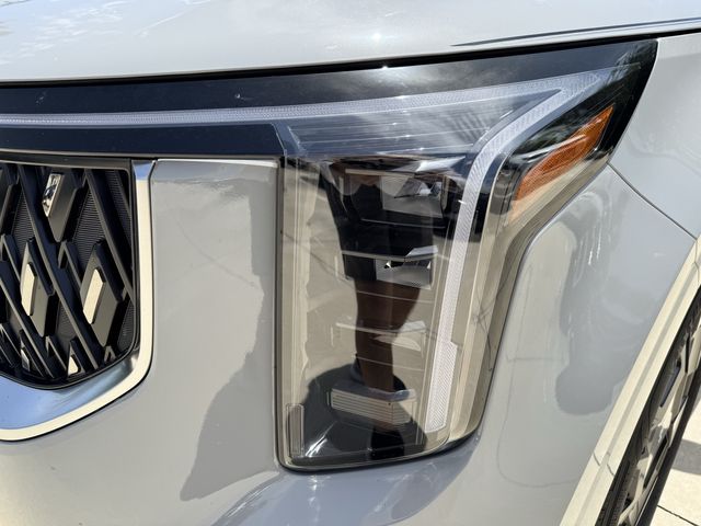 2025 Kia Carnival EX - Photo 13