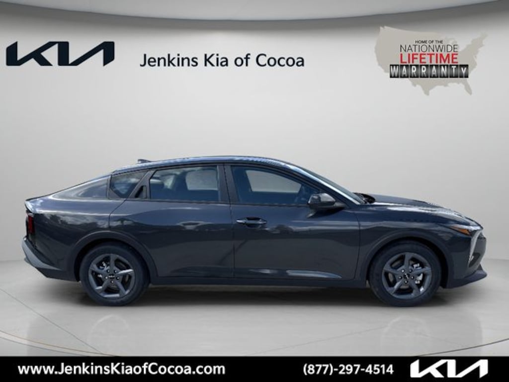 New 2026 Kia K4 LXS Sedan