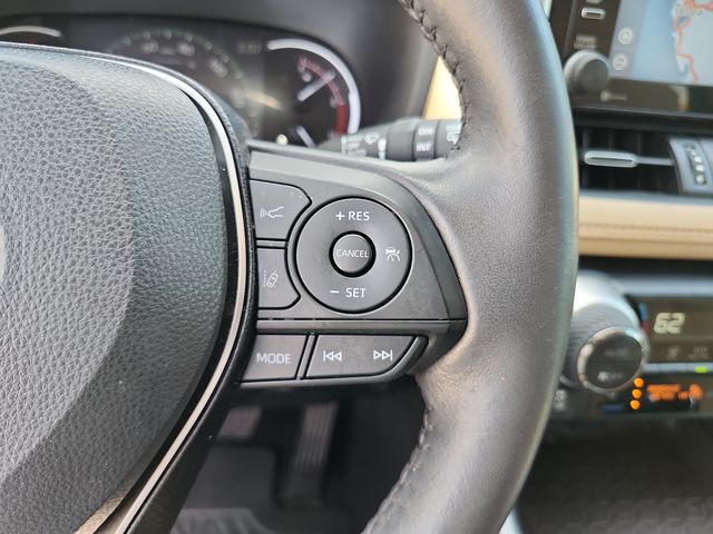 2019 Toyota RAV4 Limited - Photo 22