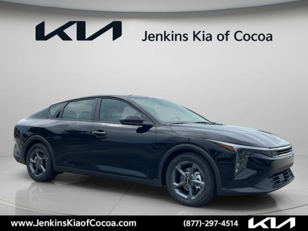 New 2026 Kia K4 LXS Sedan