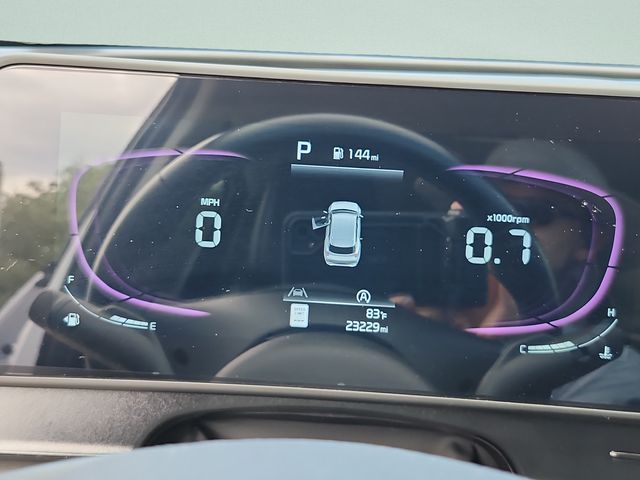 2025 Kia Sportage EX - Photo 17