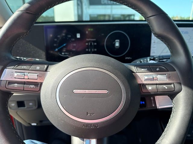 2024 Hyundai Kona Limited - Photo 18