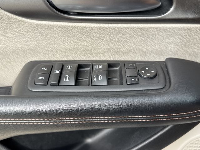 2020 Chrysler Pacifica Touring L - Photo 23