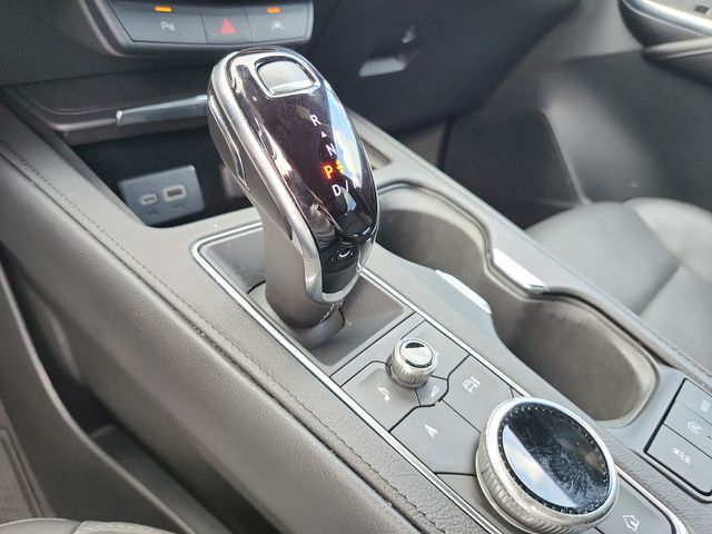 2025 Cadillac XT4 Premium Luxury - Photo 23