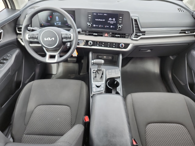 2024 Kia Sportage LX - Photo 13