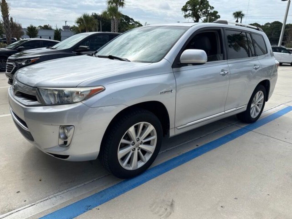 Used 2013 Toyota Highlander Hybrid Limited V6 SUV