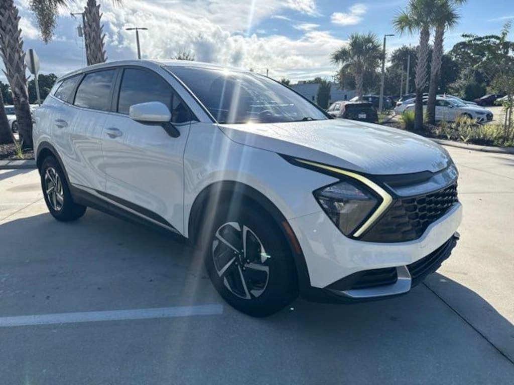 Certified 2023 Kia Sportage Hybrid LX SUV