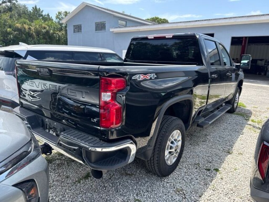 Used 2025 Chevrolet Silverado 2500 HD LT Truck Crew Cab