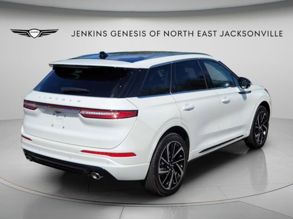 Used 2024 Lincoln Corsair Grand Touring SUV