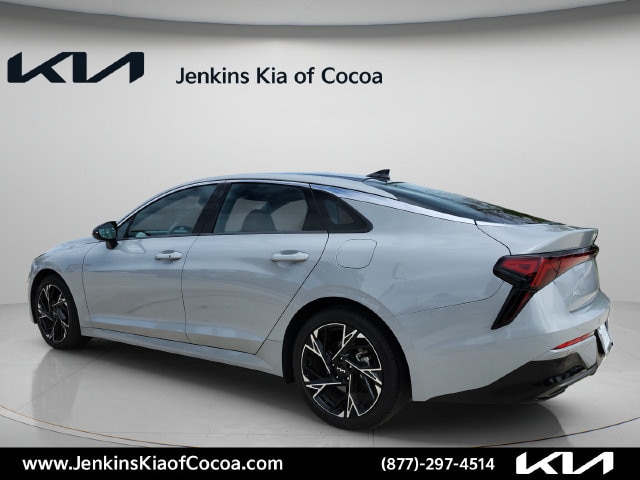 2025 Kia K5 GT-Line - Photo 8