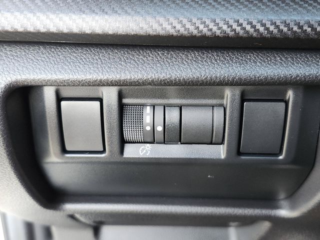 2025 Subaru Crosstrek Limited - Photo 31