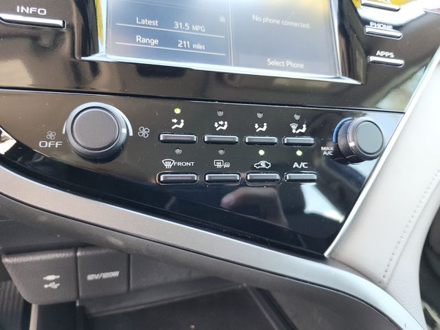 2018 Toyota Camry LE - Photo 27
