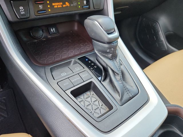 2019 Toyota RAV4 Limited - Photo 24