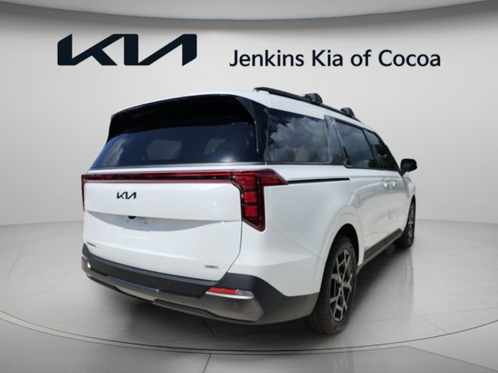 New 2026 Kia Carnival Hybrid SX Minivan/Van