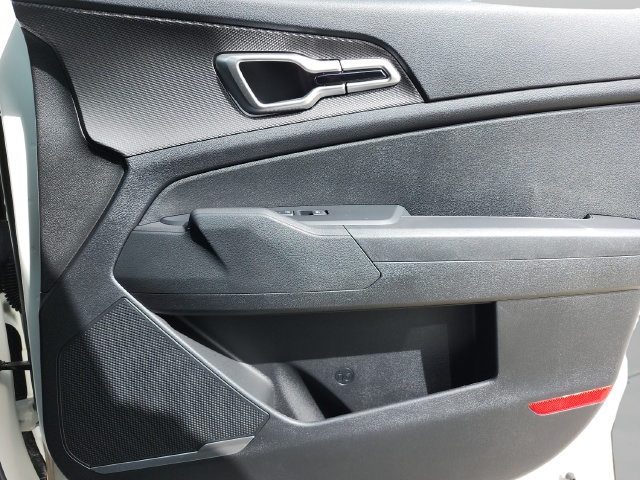 2024 Kia Sportage LX - Photo 29
