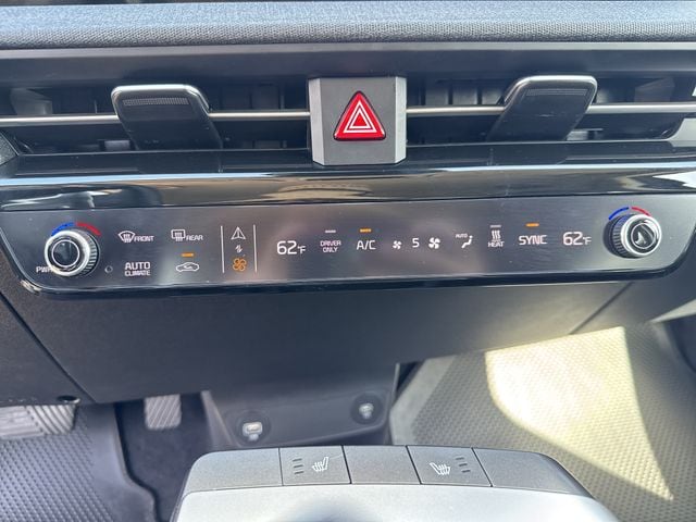 2024 Kia EV6 Light L/R - Photo 30