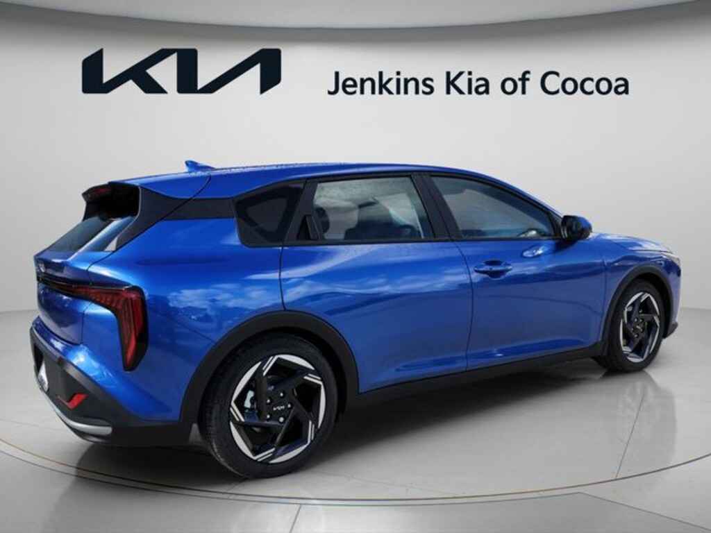 New 2026 Kia K4 EX Hatchback