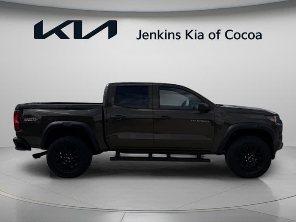 Used 2024 Chevrolet Colorado Trail Boss Truck Crew Cab