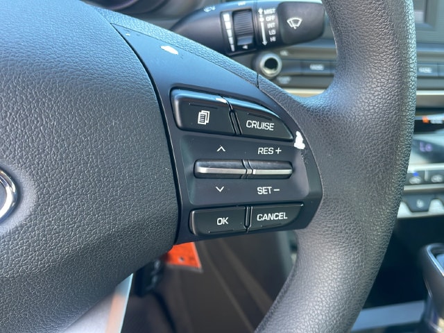 2020 Hyundai Elantra SE - Photo 21